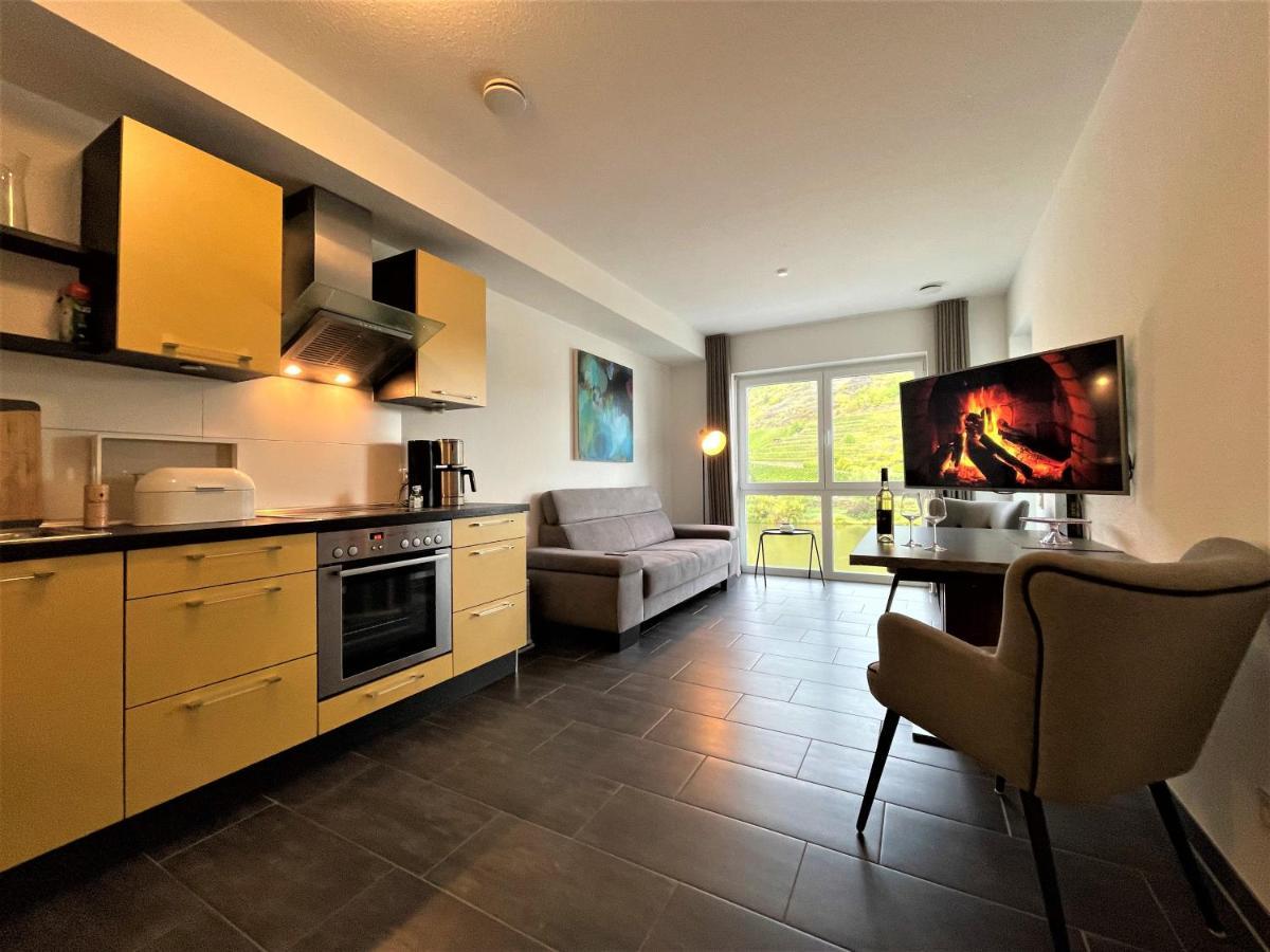 Moselpromenade Villa Moselufer, Panorama & Burg Cochem Blick, Netflix, Balkon Екстериор снимка